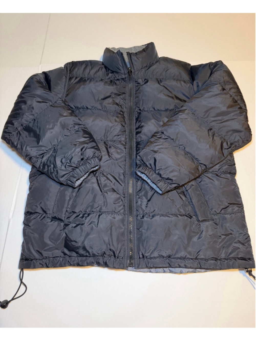 Avalanche reversible black/gray down puffer Women’s L zipper pull missing-works